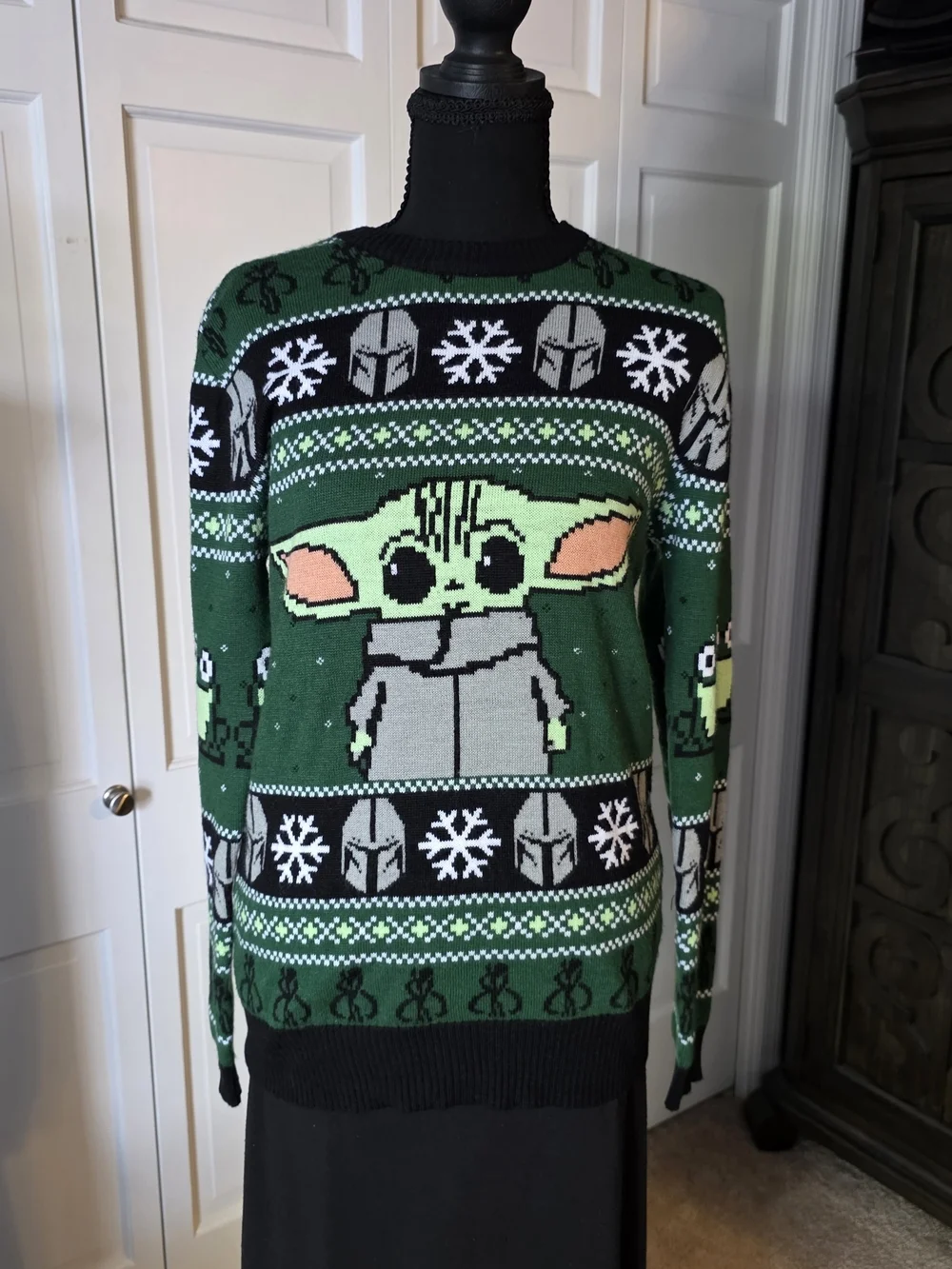 Star Wars The Child Green Holiday Sweater - Men